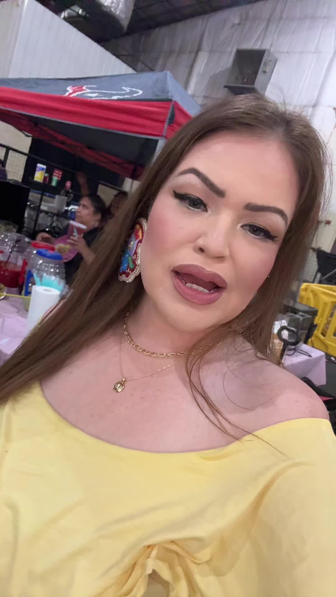 @Desirae Desnomie