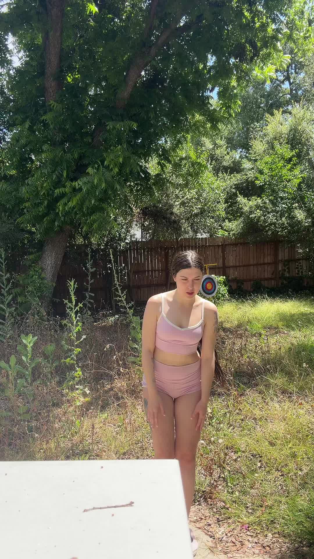 @(♡_♡)