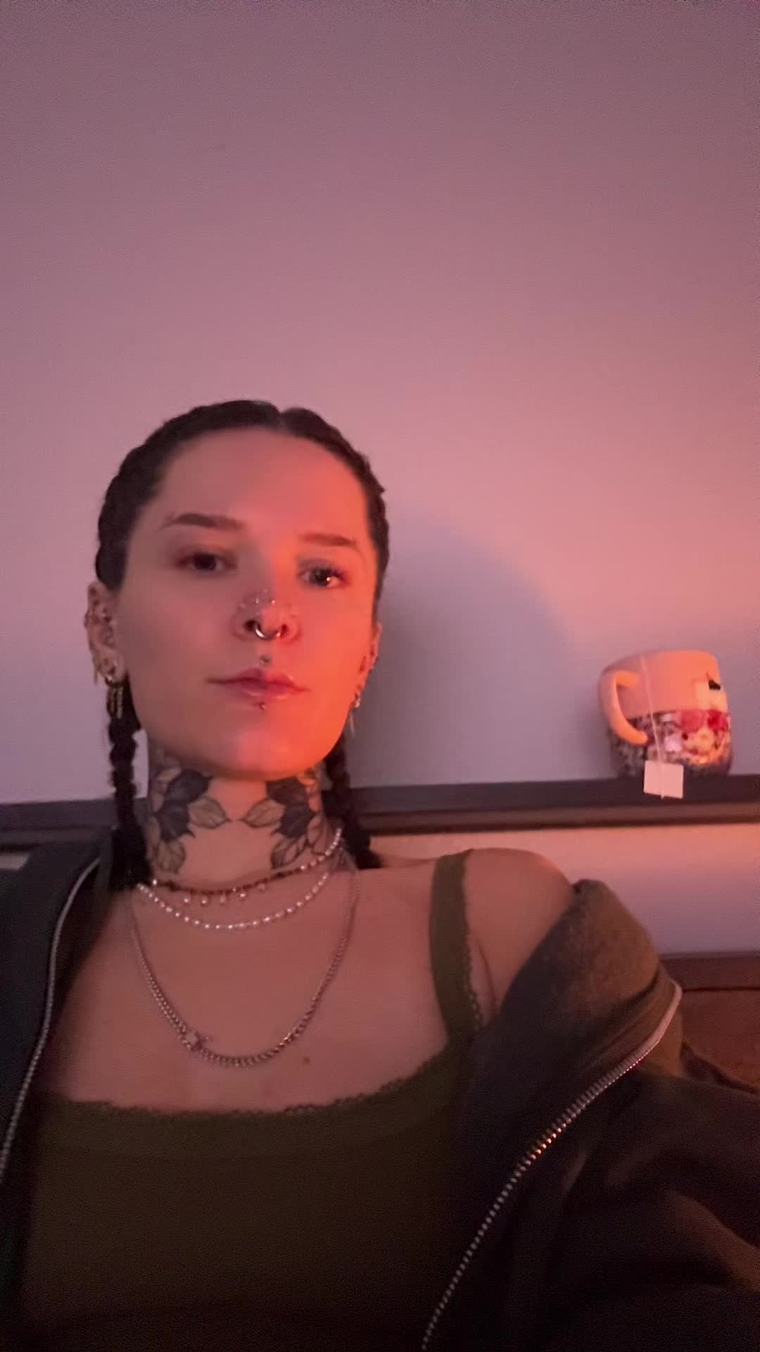 @Zoe