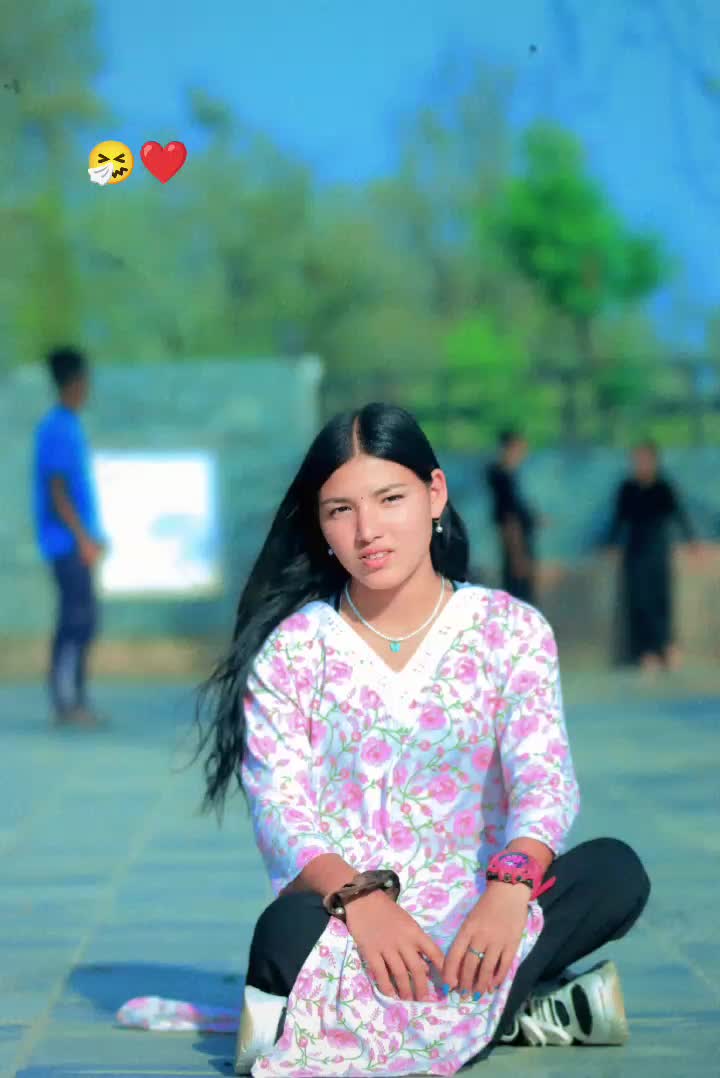 @sanu💋🩷
