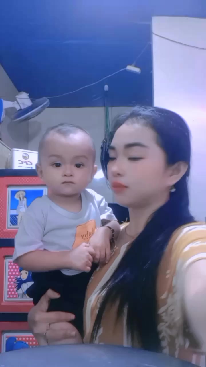 @DUJ