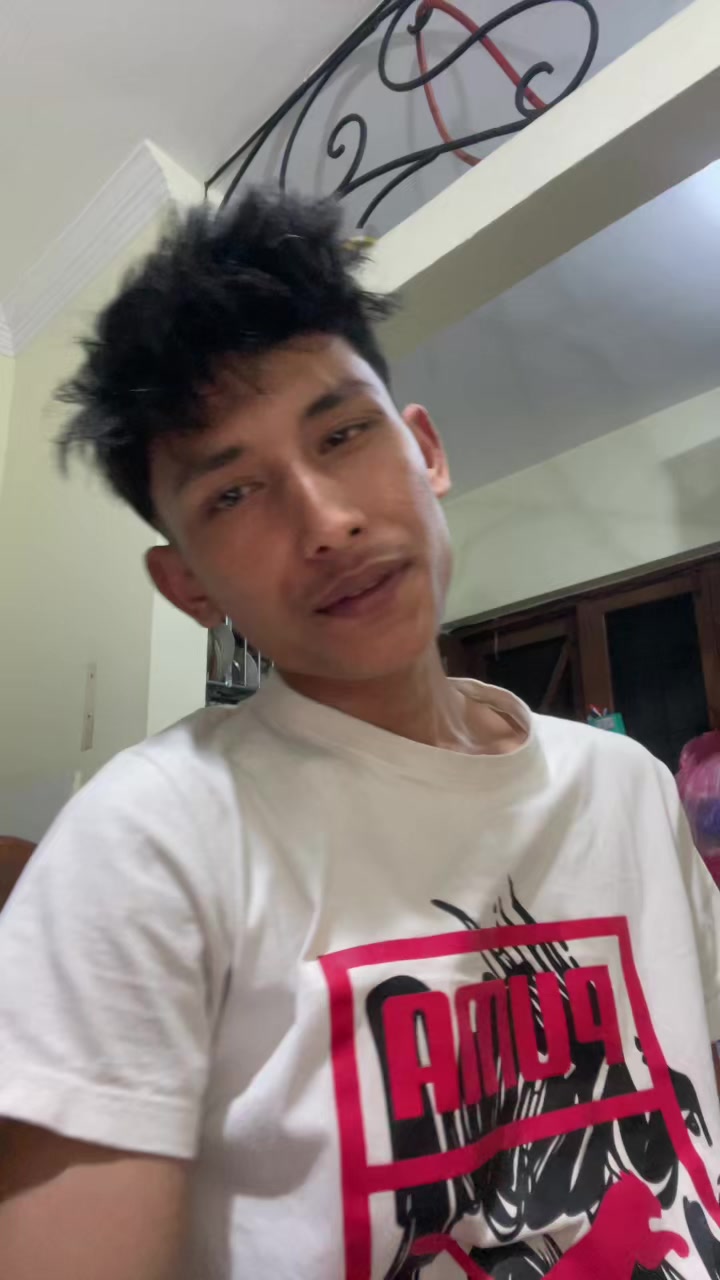 @✮