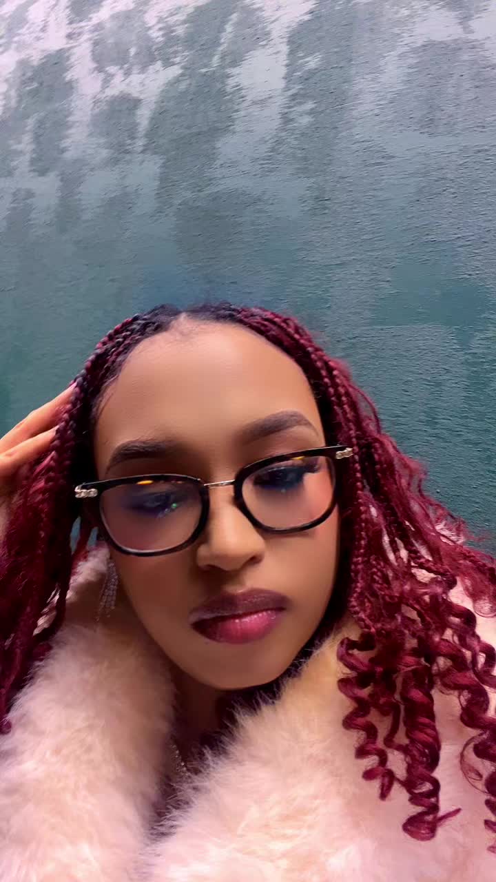@Loveee
