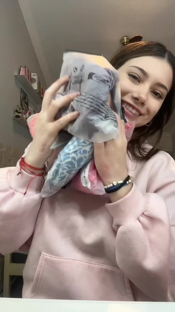 @eiluu