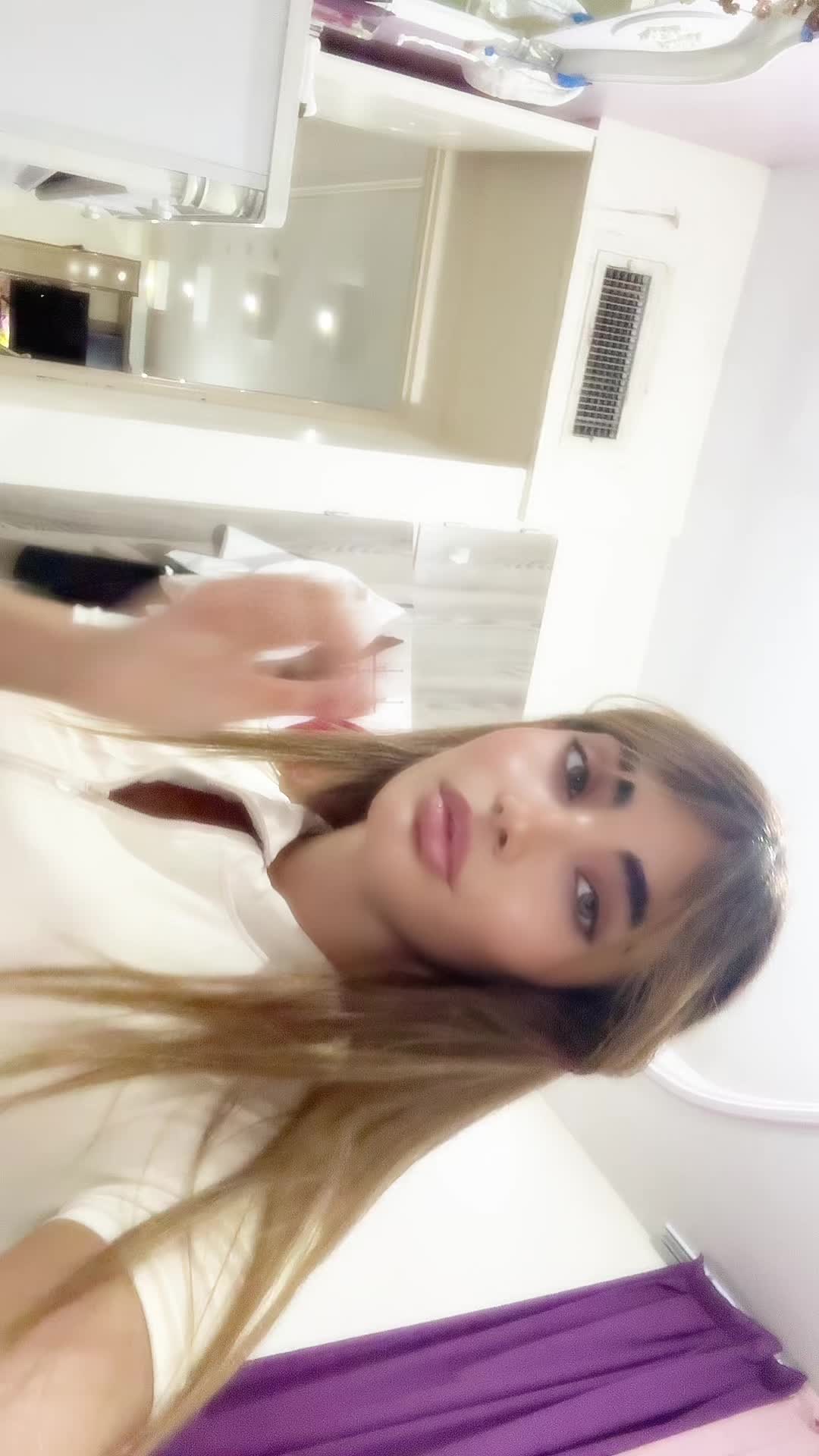 @atenaahmadi