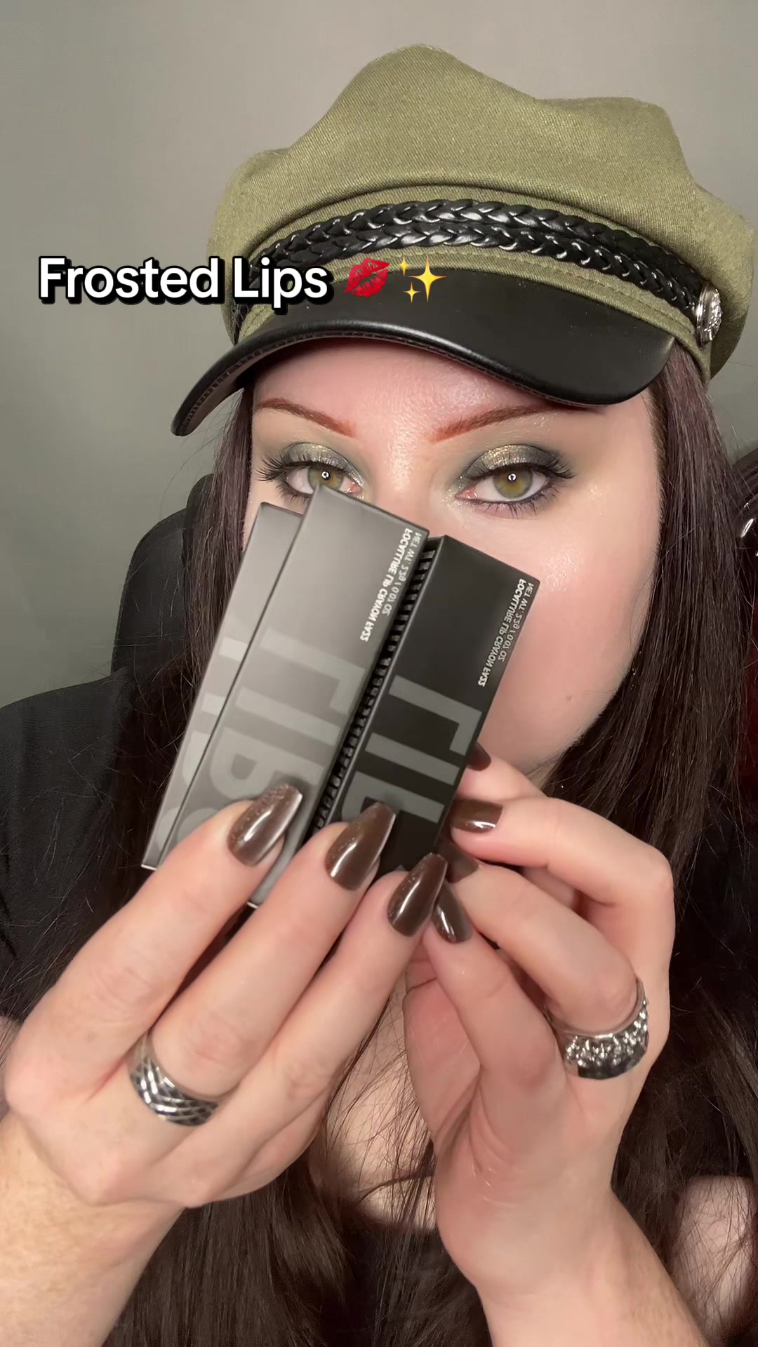 @ℭ𝔥𝔢𝔶𝔢𝔫𝔫𝔢 🖤🕷️