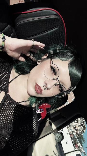 @odddollskin