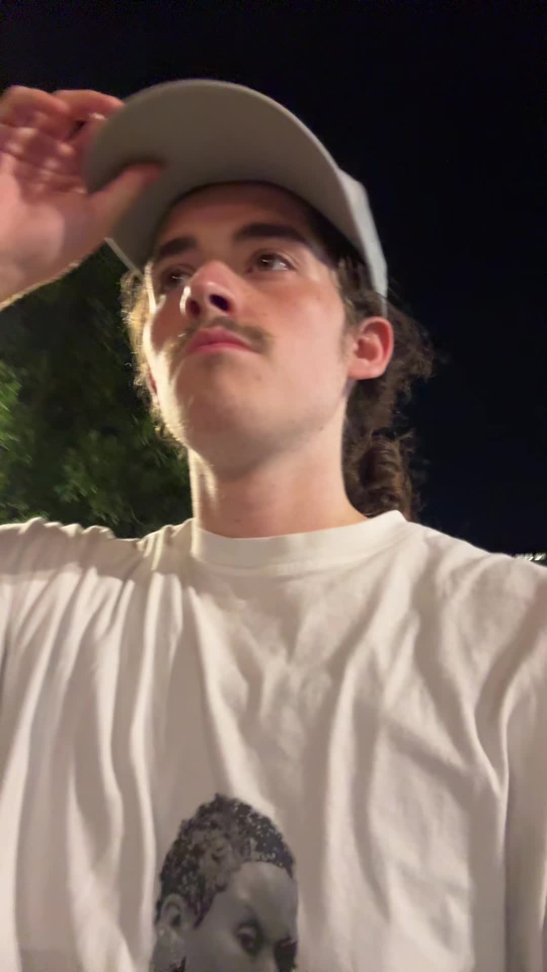 @dyl