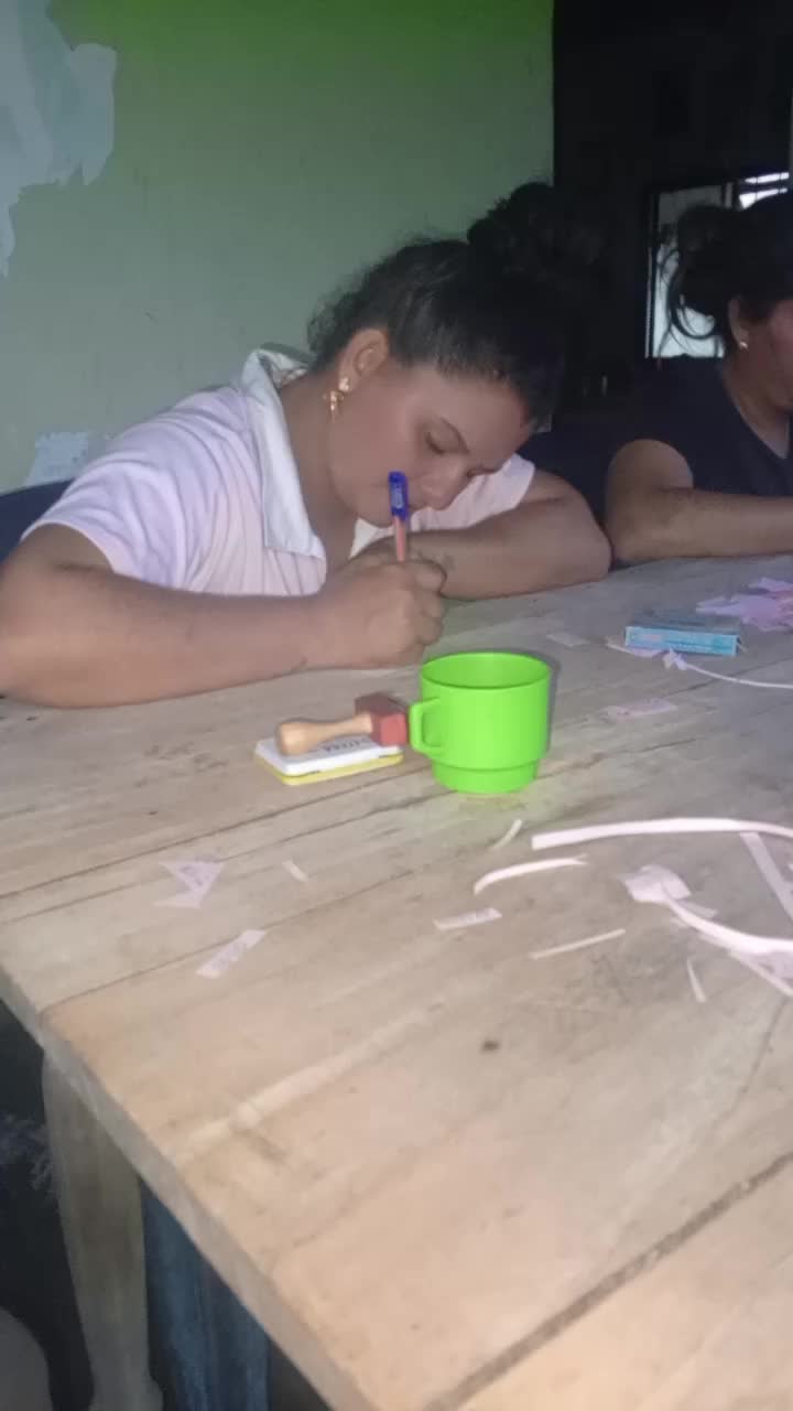 @laslupes_