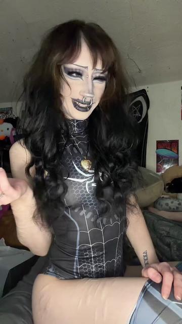 @Dahlia