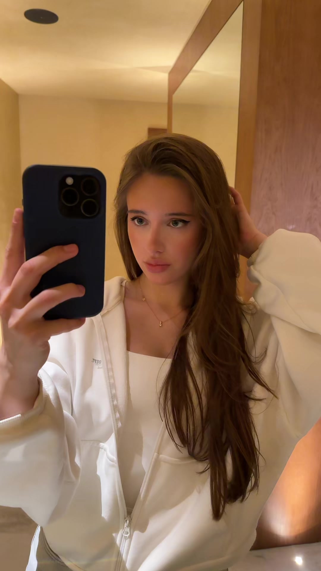 @Karina