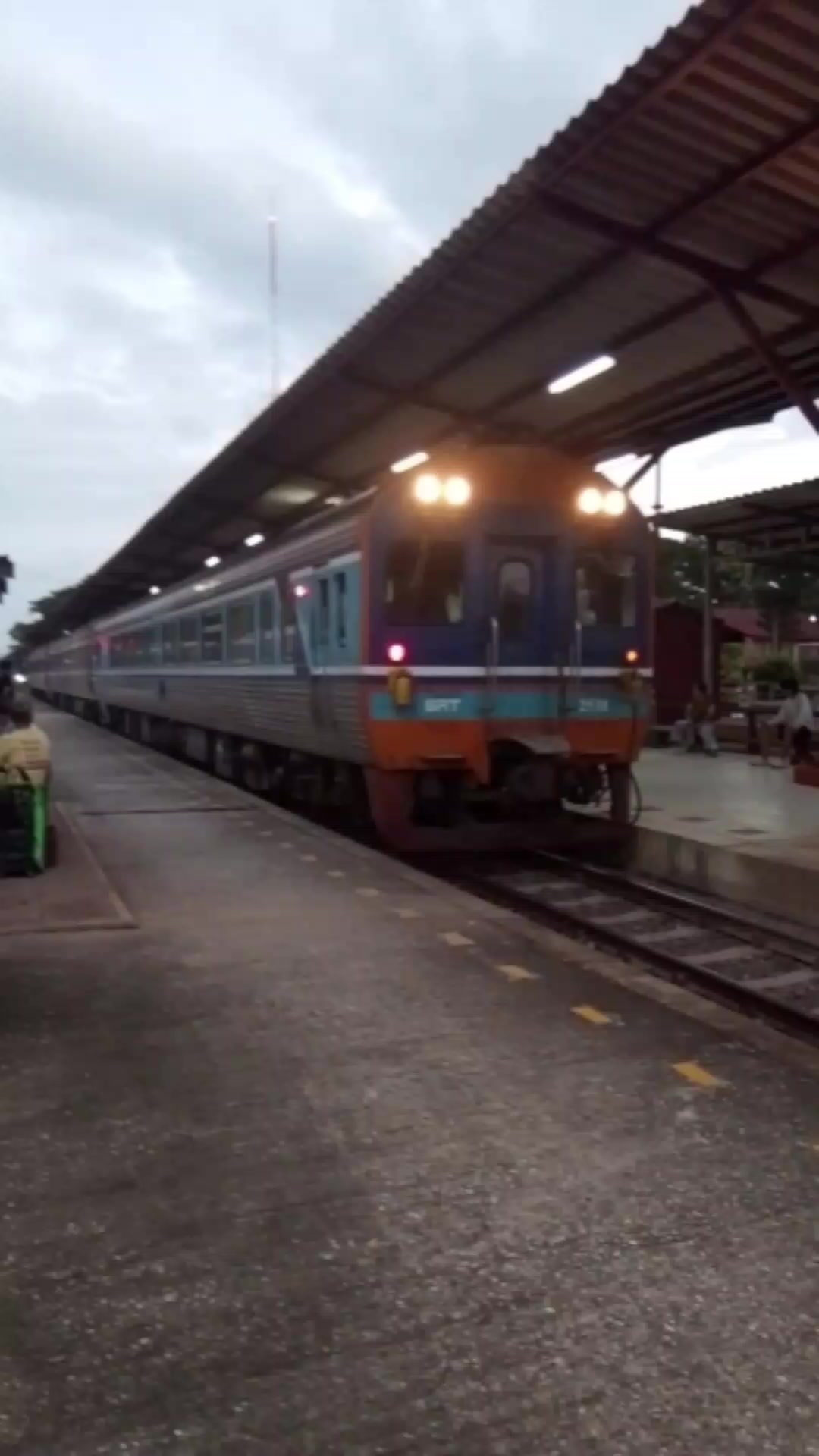 @เลียบราง..หละปูนบ้านเฮา