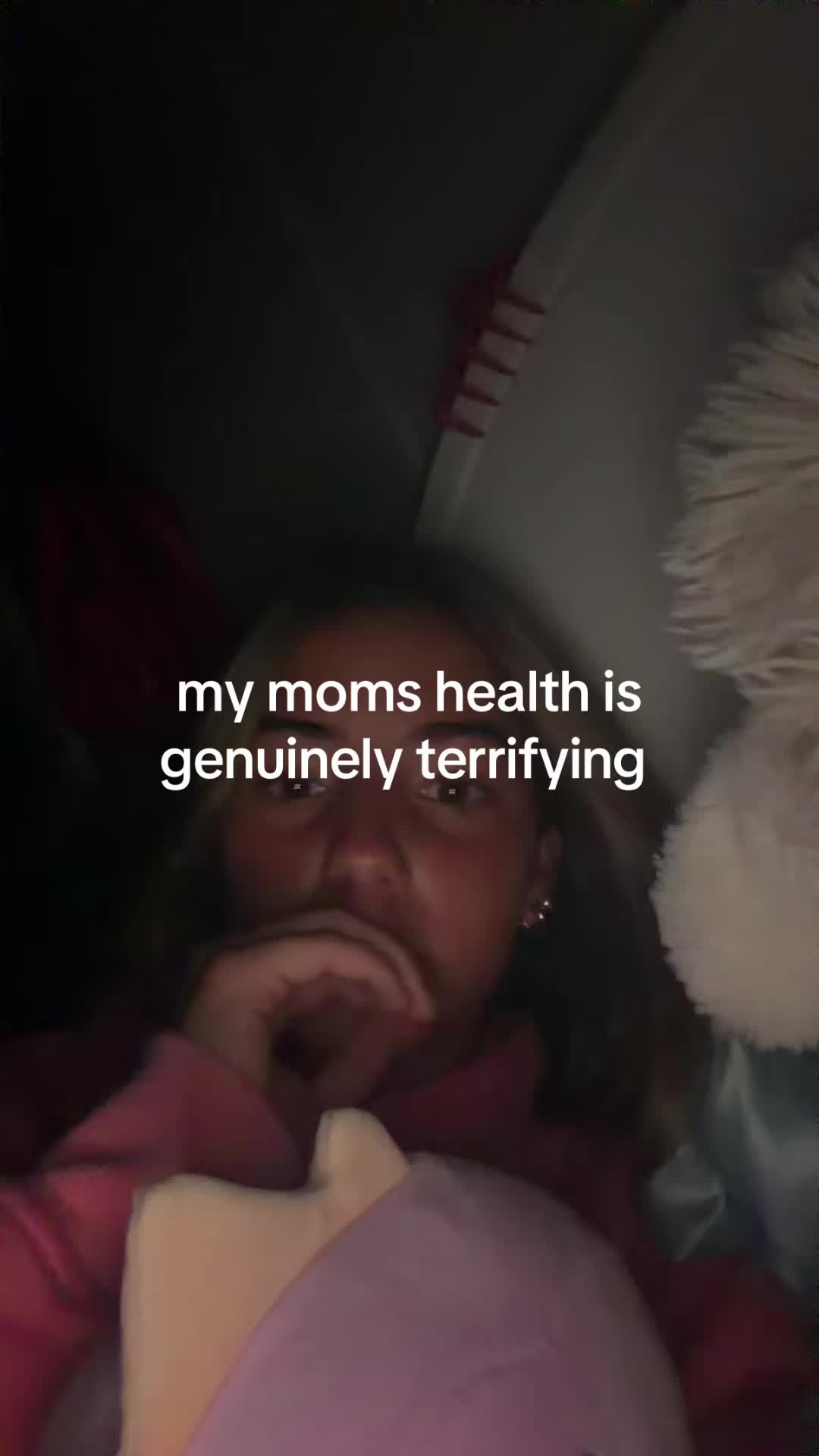 @👩🏽🦯👩🏽🦯➡️