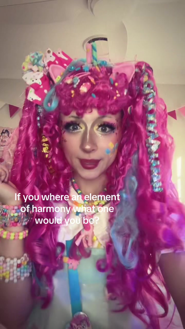@₊˚ ୨ৎ 𝑪𝒂𝒅𝒆𝒏𝒄𝒆ᶻ 𝗓 ٭☆彡。