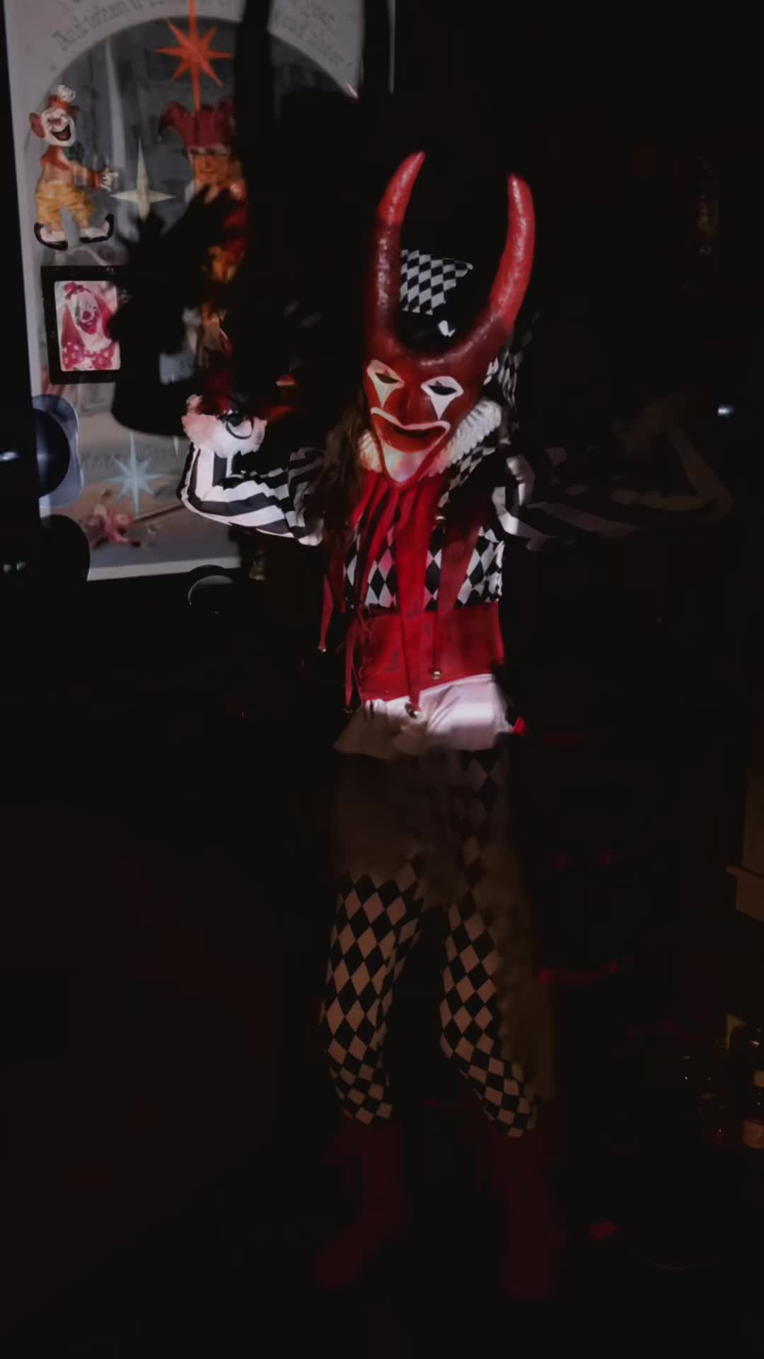 @clownlady
