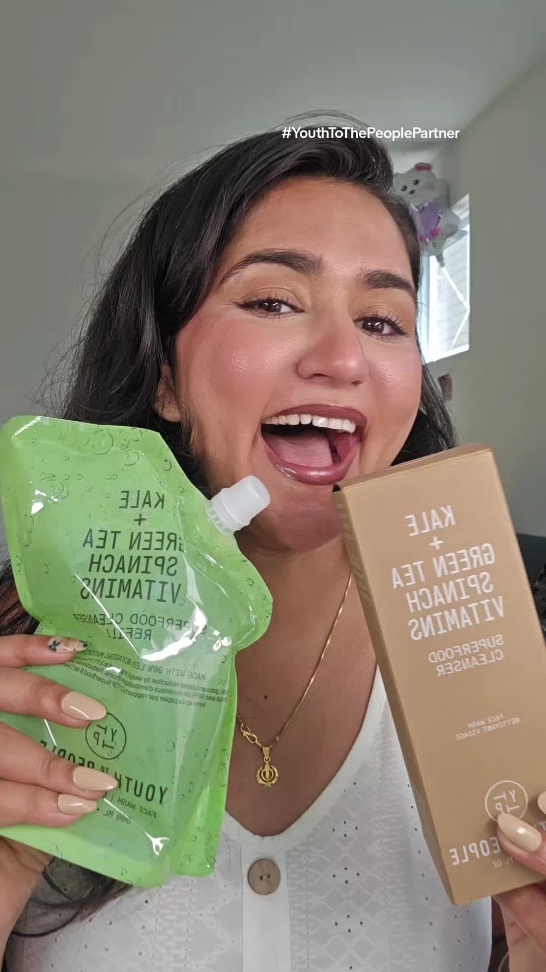 @MakeupWithJas