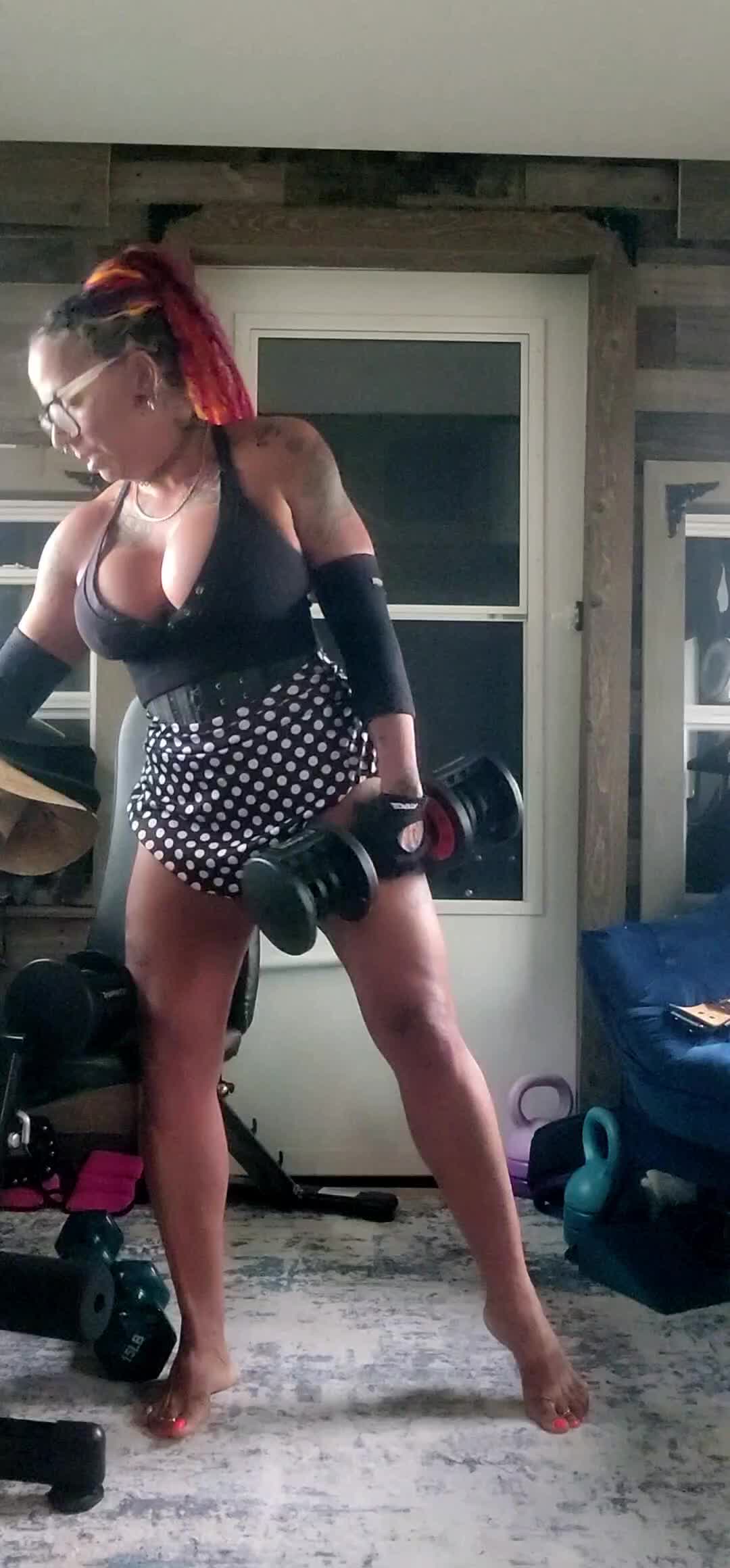 @Cyndi_Irie Fit