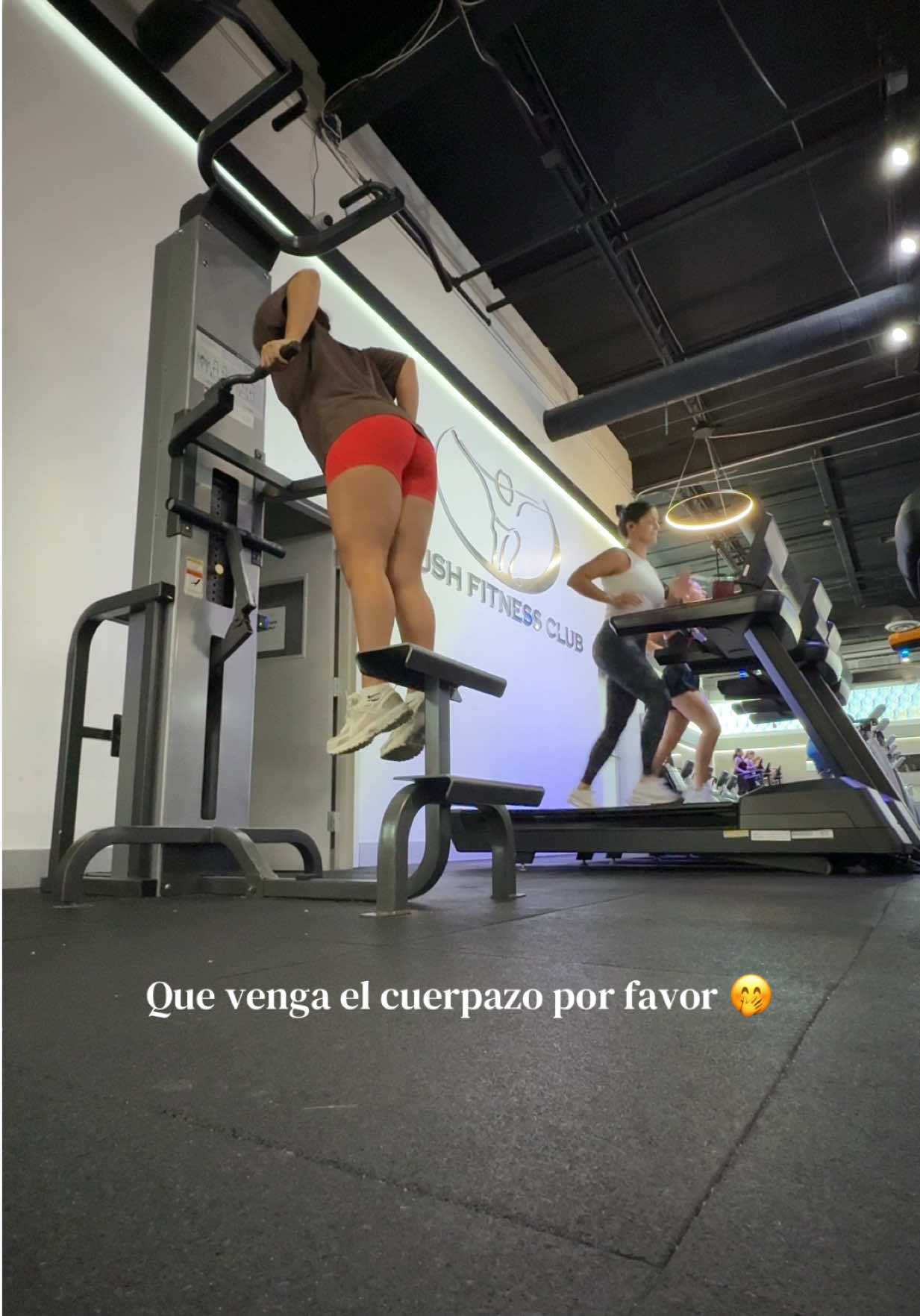 @Estefani ✨