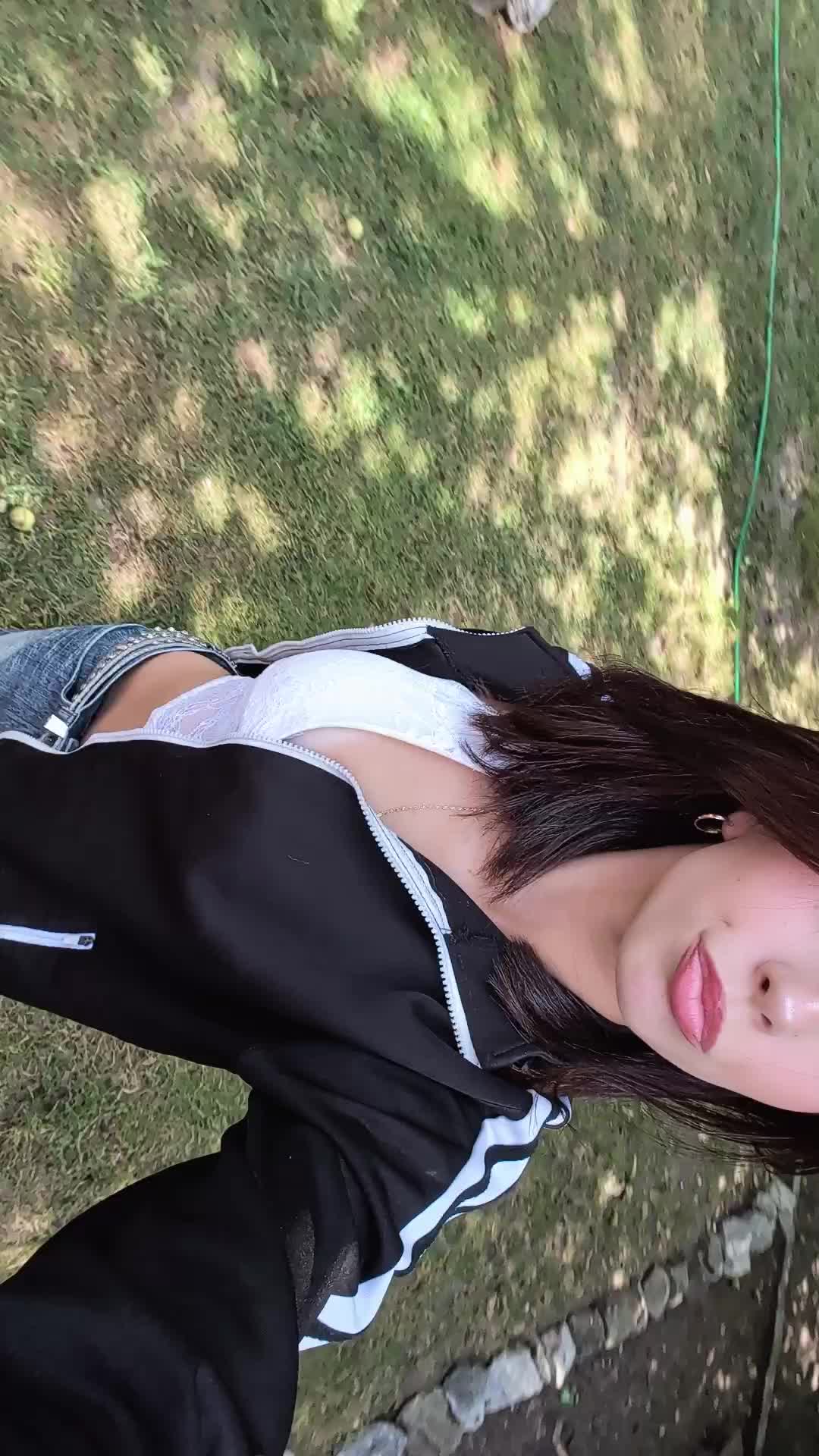 @Leony_8754
