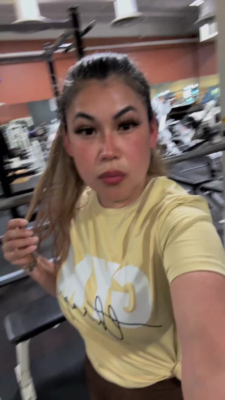 @Blingedbysonia