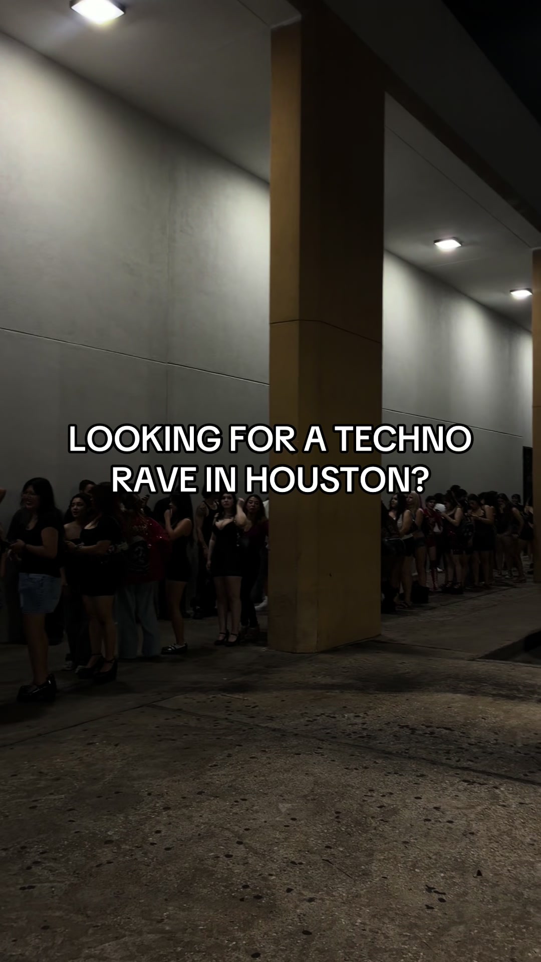 @RAVEROOM