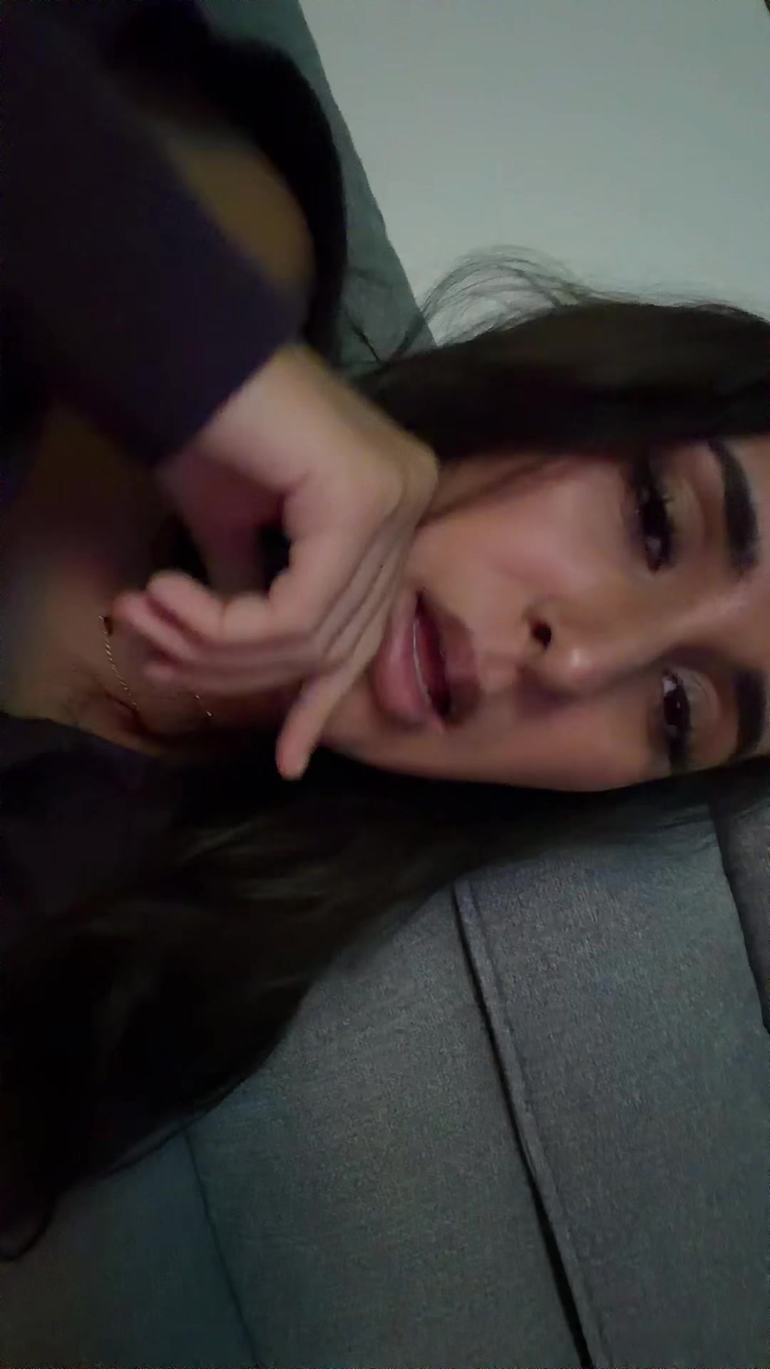 @Larissa🇧🇷