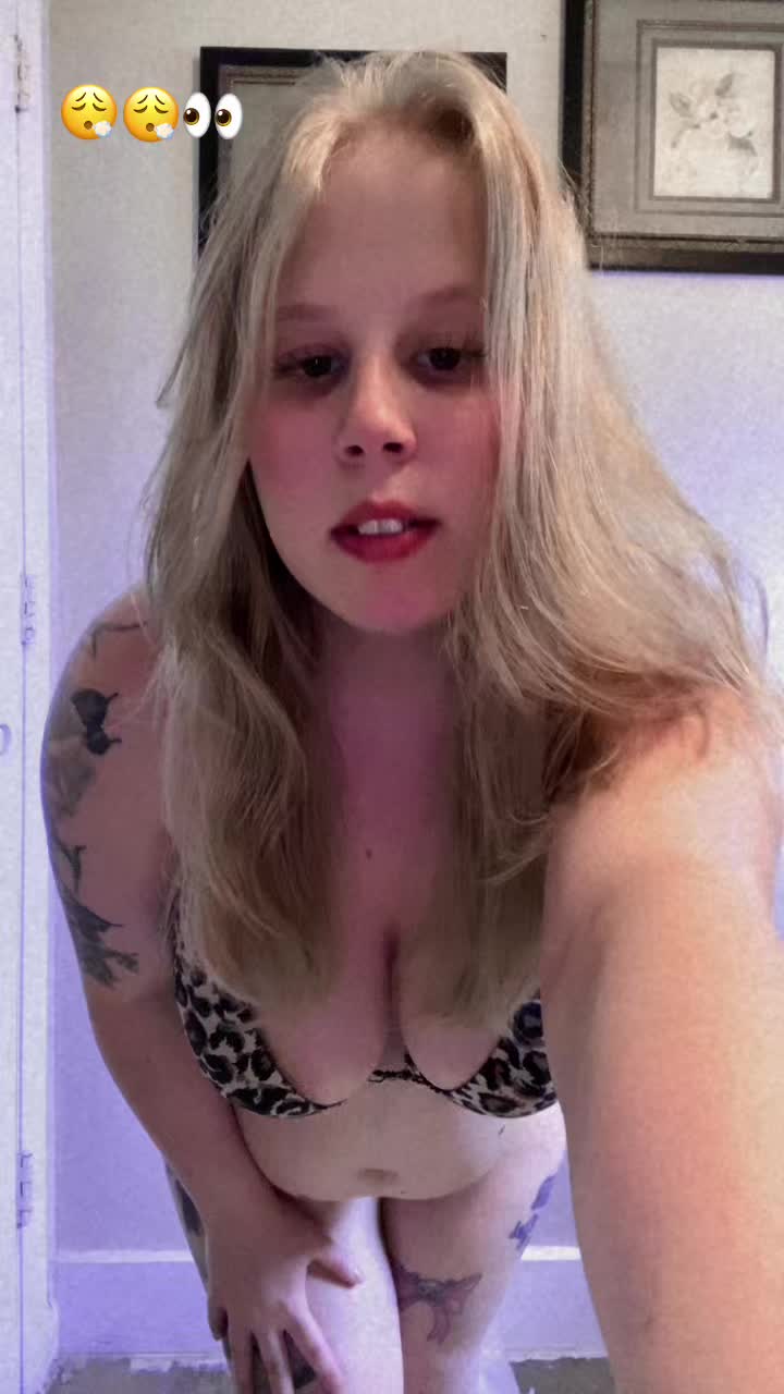 @BunnyyXoo🤍💋🐇