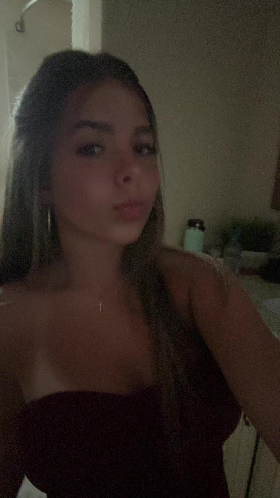 @carly