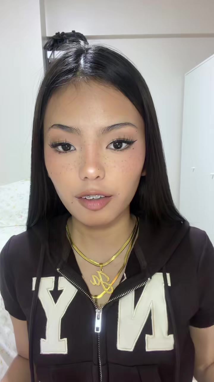 @everybodycallsmeja