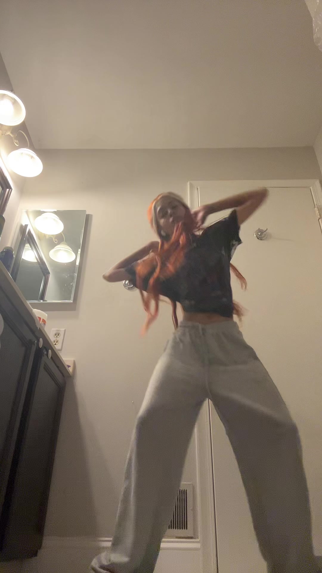 @nosmilingnini