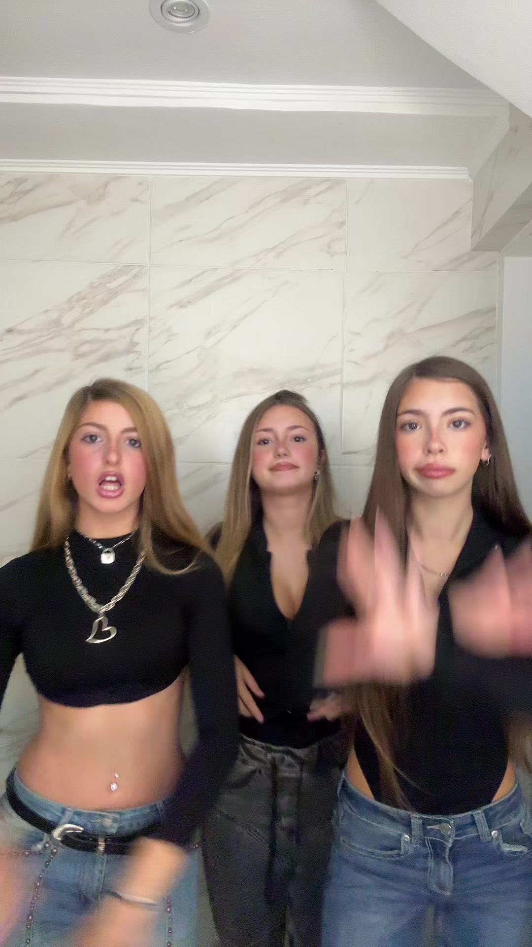 @_floorencee__
