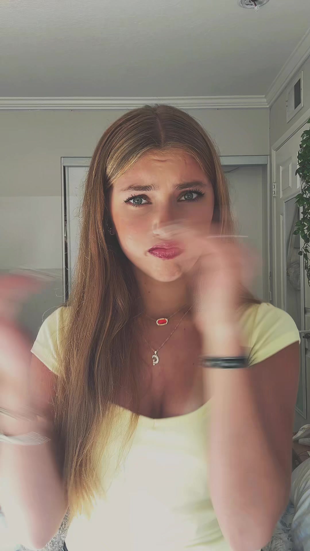 @Nayeli ✝️
