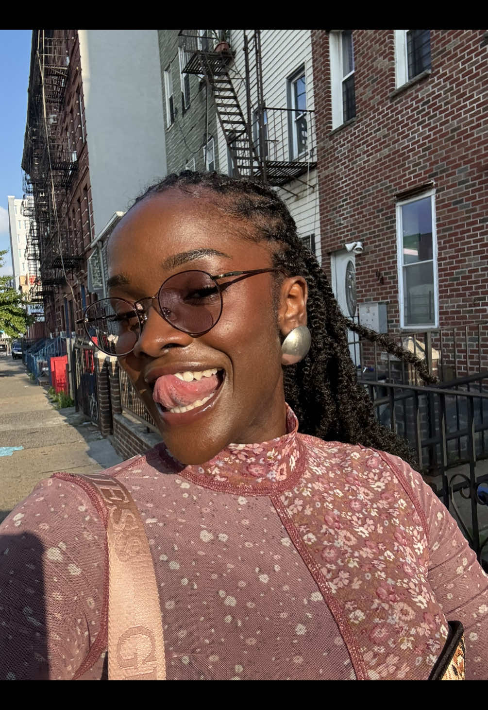 @Denneka Roberts | Creator