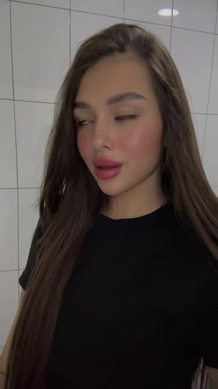 @Лара 🫦