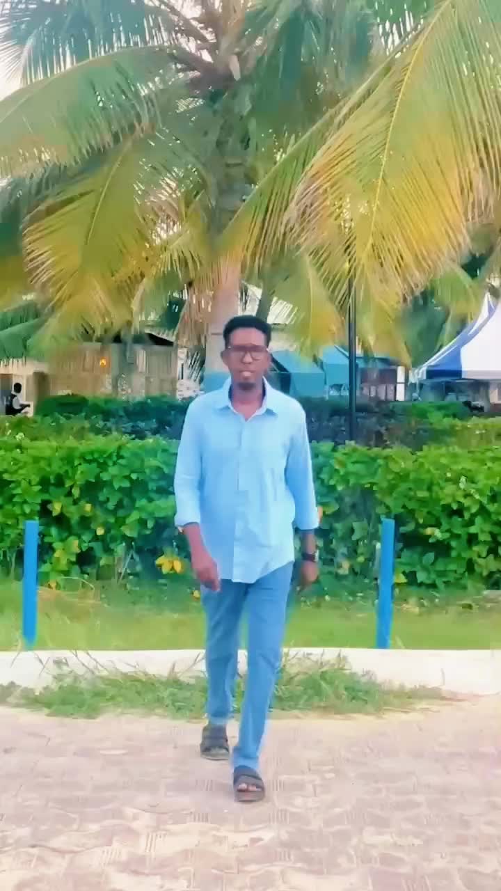 @LIIB&Agrave;AN Ali