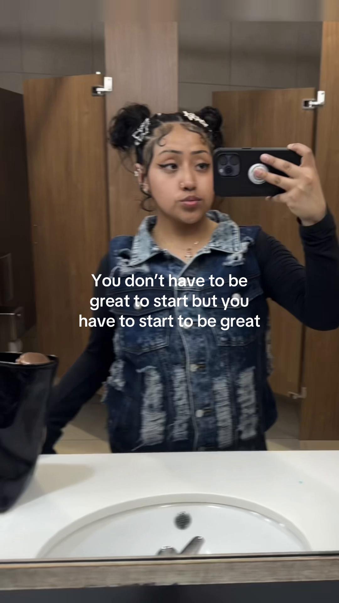 @Chiquis