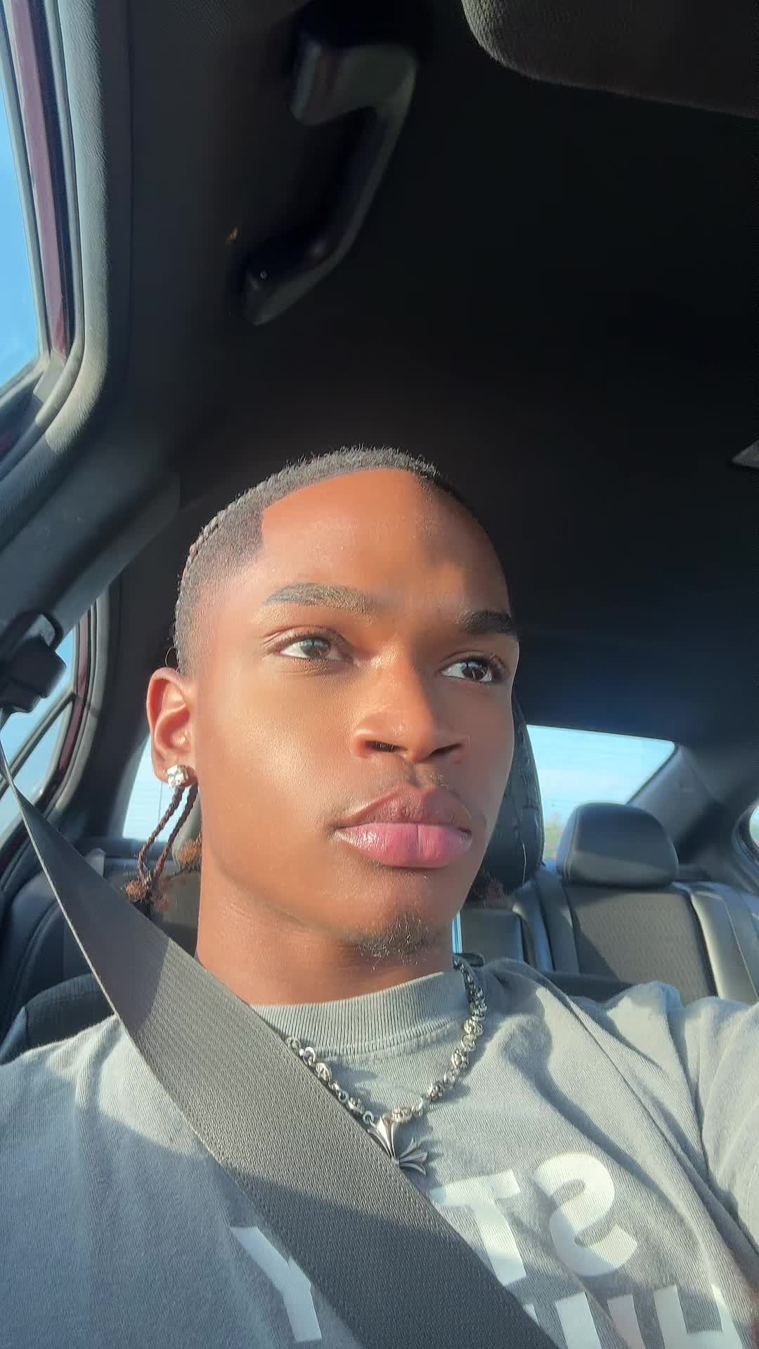 @elijahjakolby