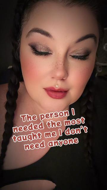@Curvystonerchick