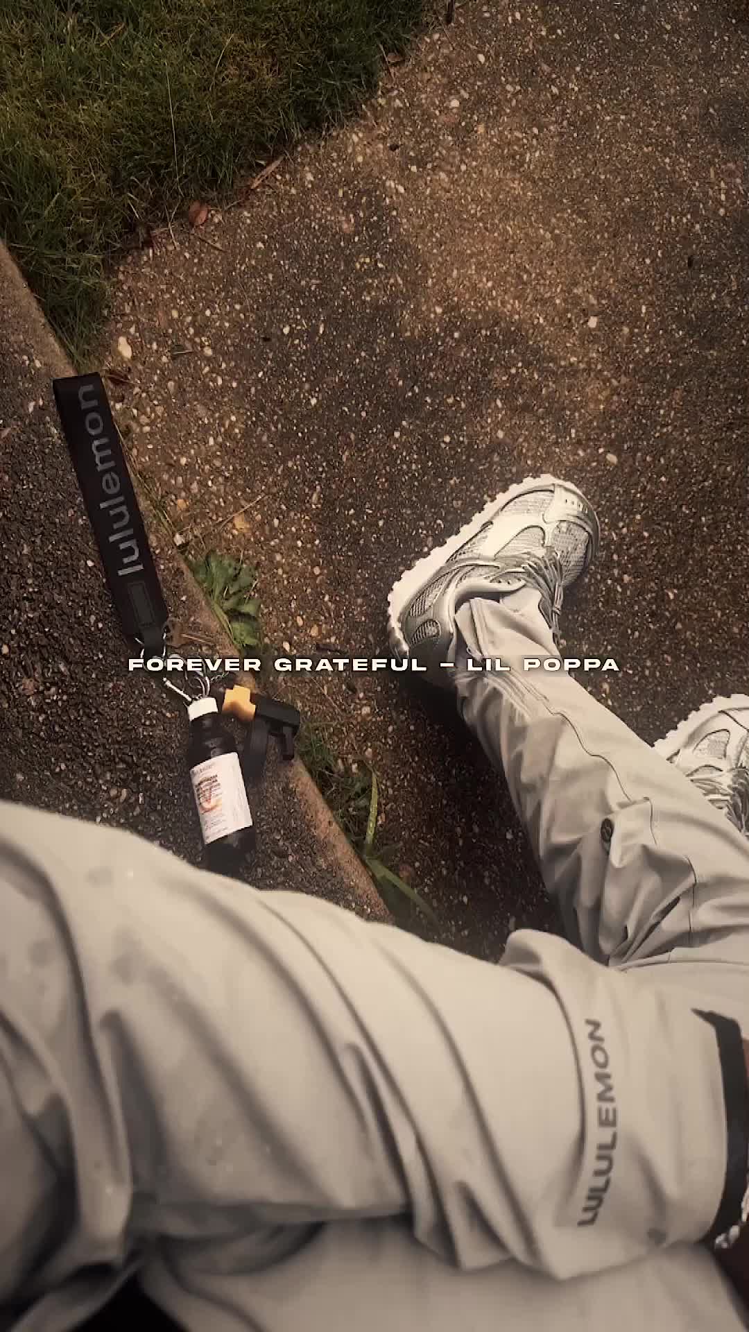 @️