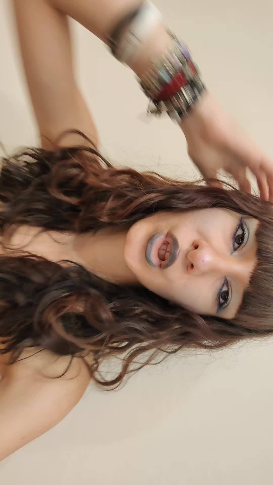 @⋆♱⋆ʋǟռɨƈӄ⋆♱⋆👁️