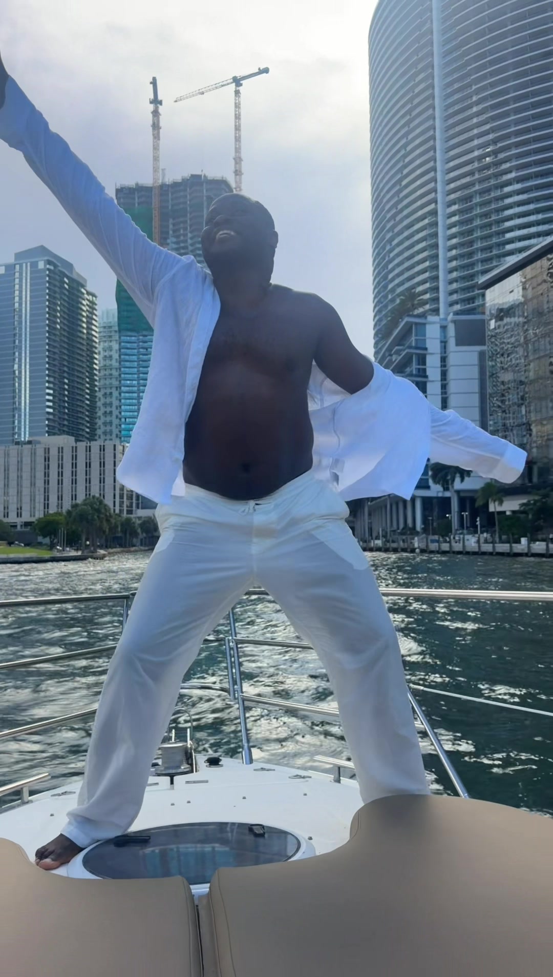 @Daddyclivert