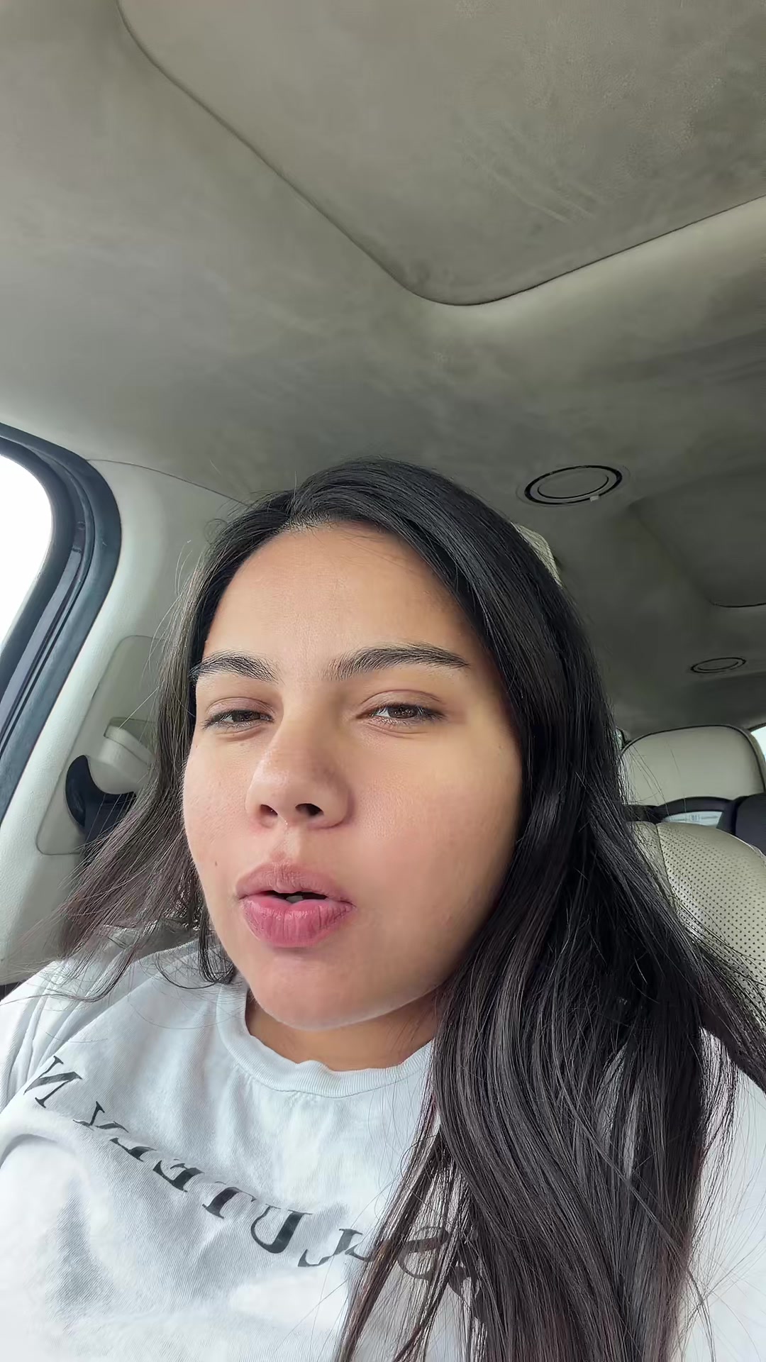 @Cristy Uma&ntilde;a🦺