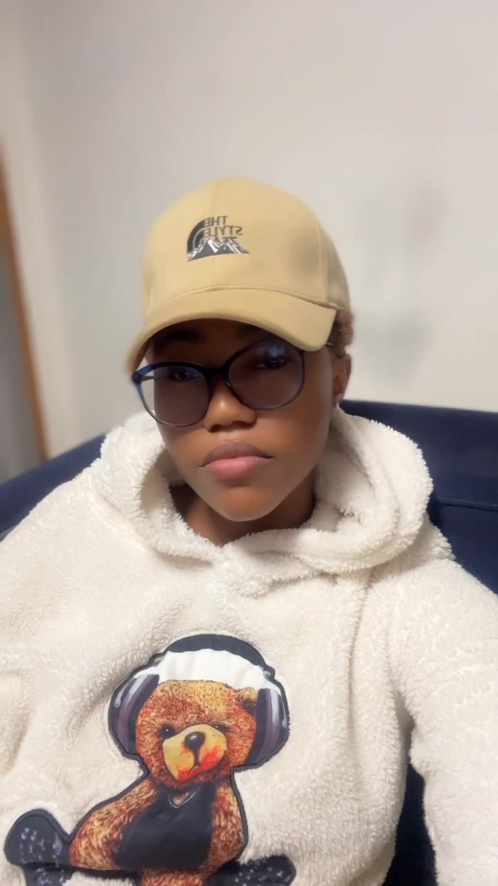 @Jove🖤🧸