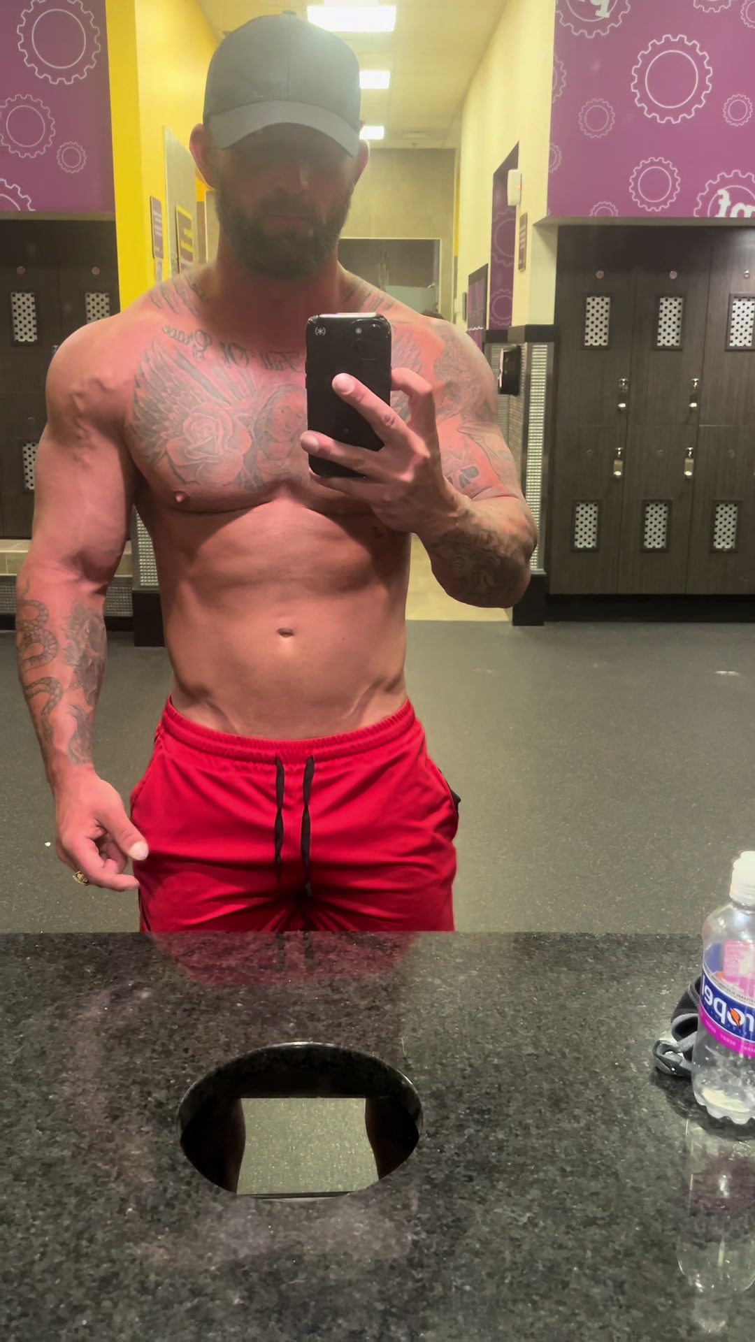 @richieswollerton