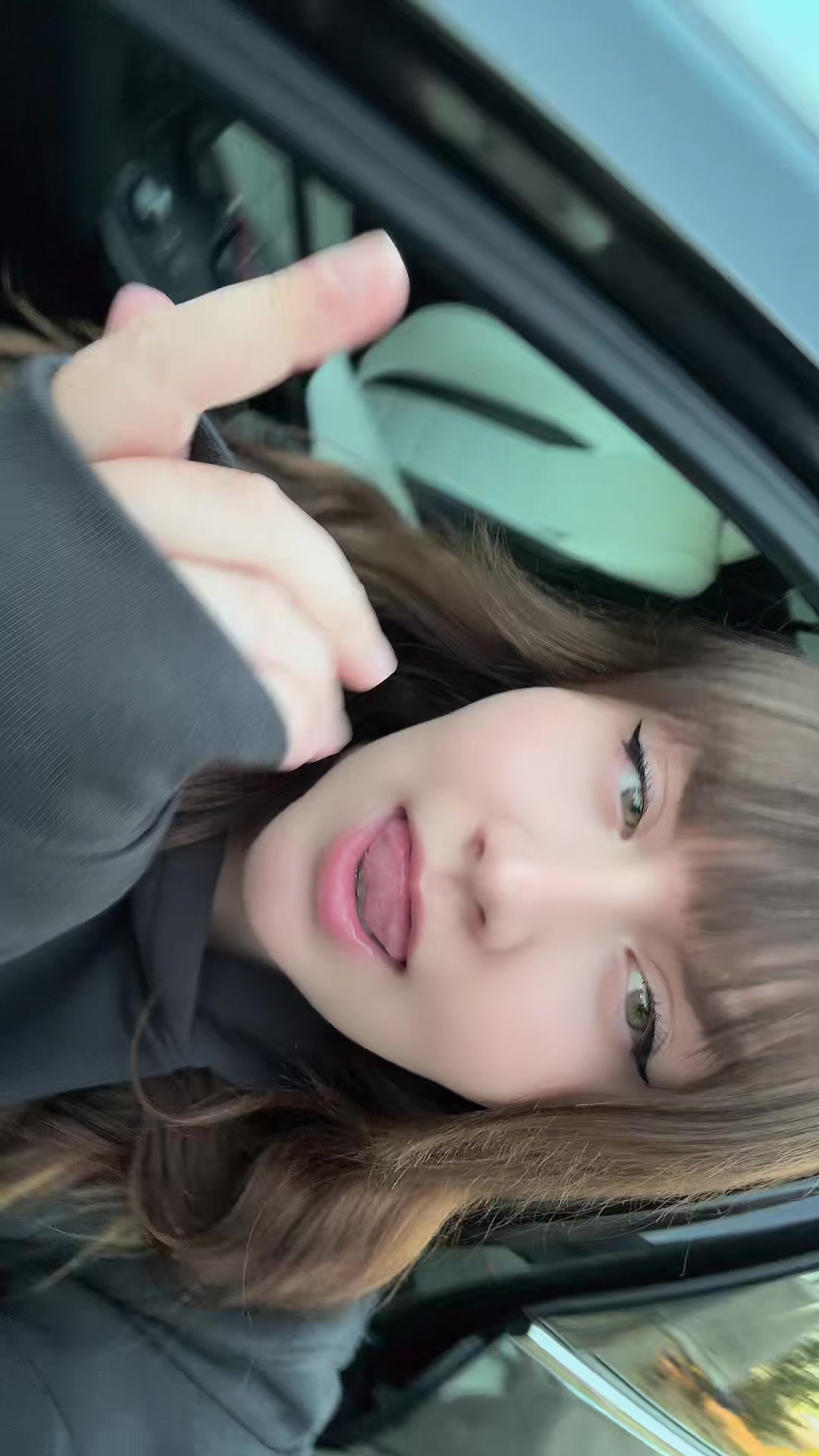 @:) hayli 🍒
