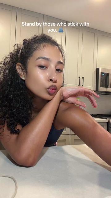 @thegoldengyal8