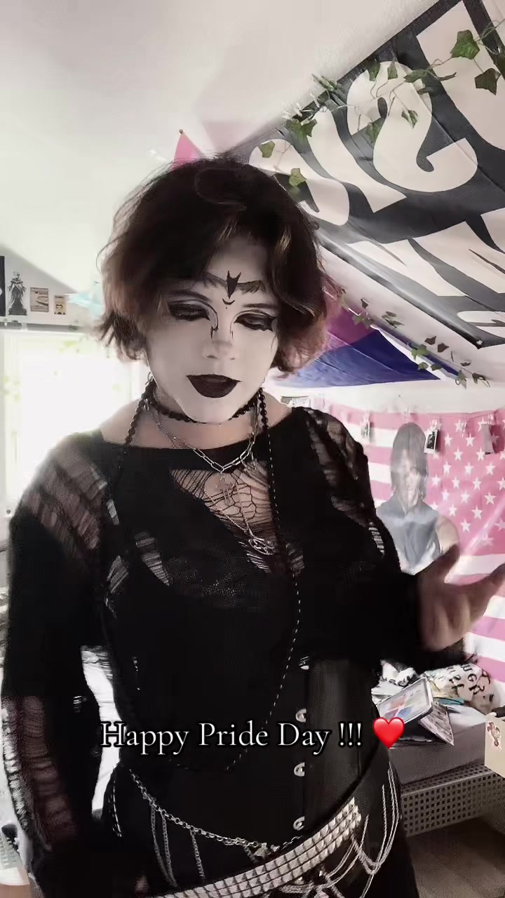 @ఌ✧🄹🅄🅂🅃.🄼🄸🅃🅂🅄🅁🄸✧ఌ