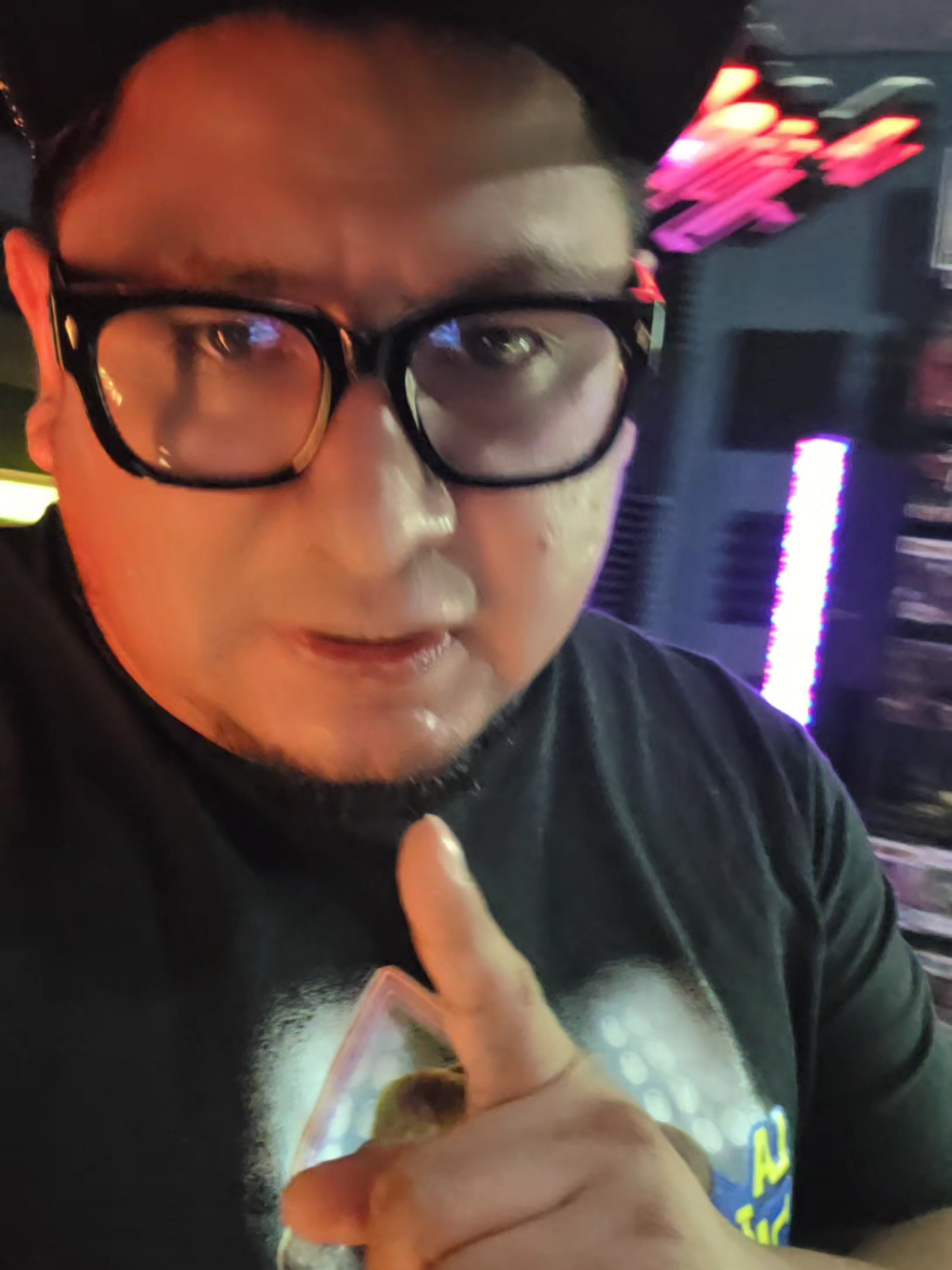 @elreyesfm