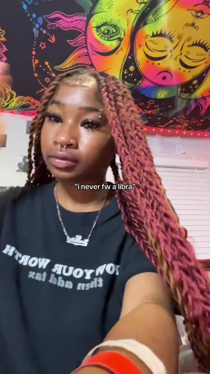 @RENIDAPOOH🧸👩🏾&zwj;❤️&zwj;💋&zwj;👩🏾