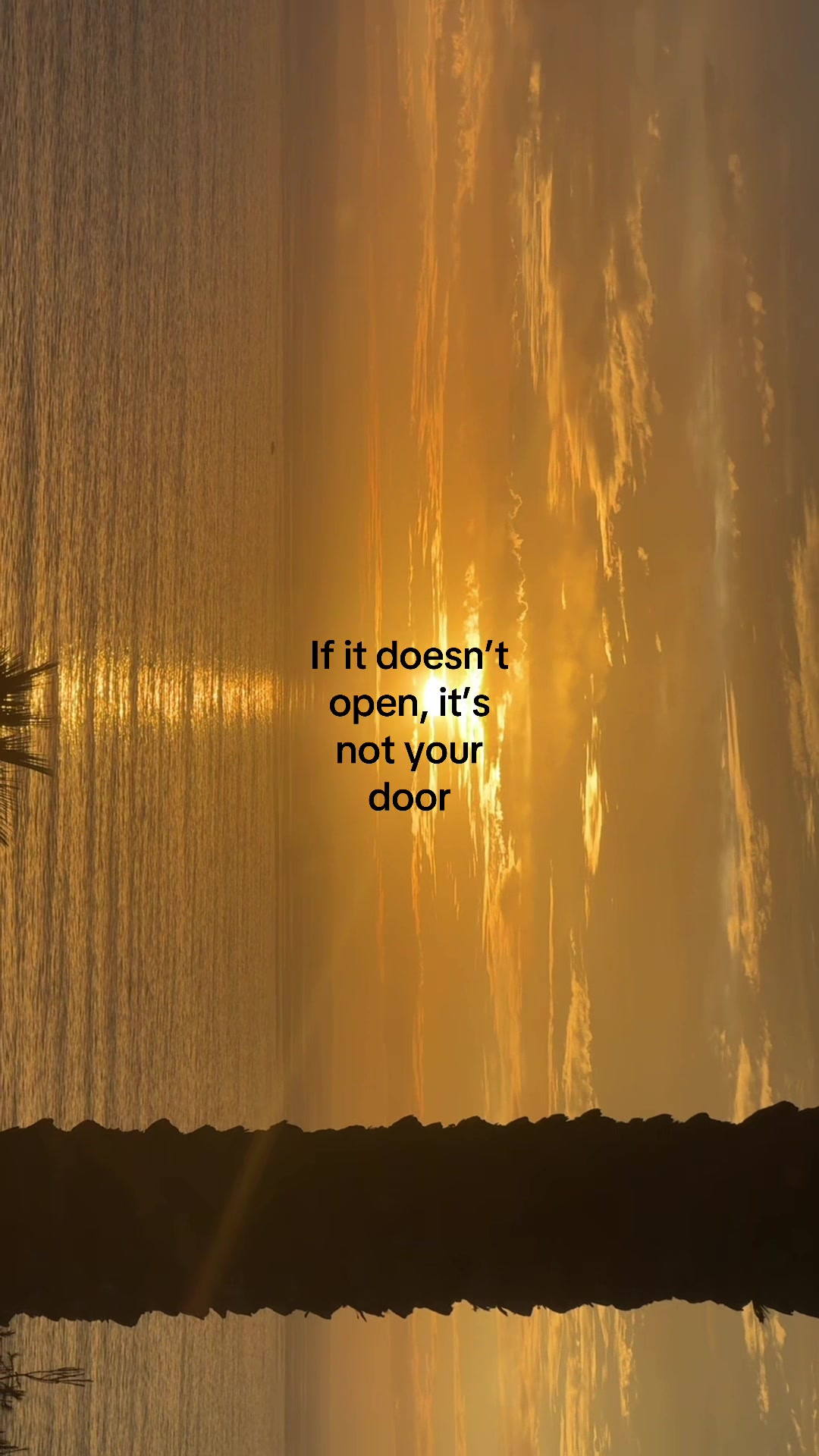 @keeplookingup17